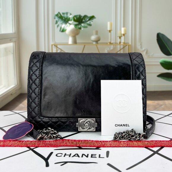 Authentic Chanel WOC Boy Reverso Lambskin Black Leather Crossbody Bag A1674 - Picture 1 of 16